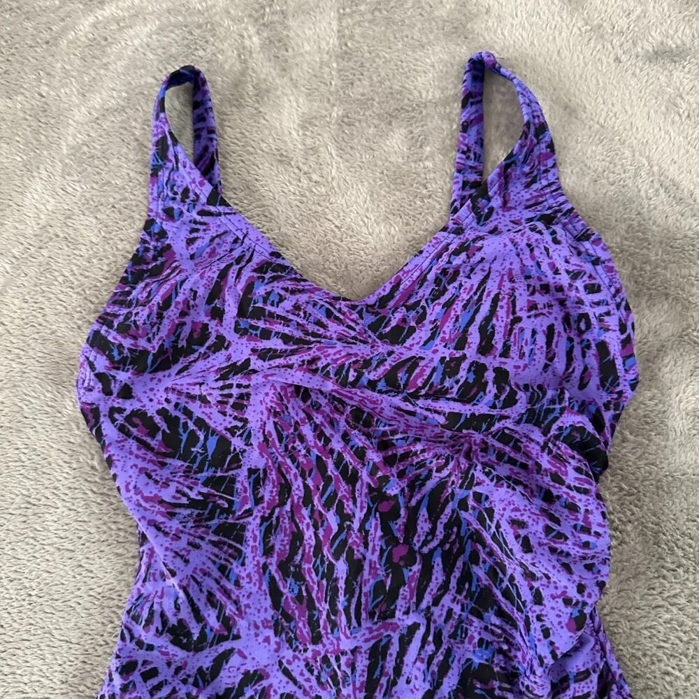 Speedo Purple One Piece Swimsuit Women's size 6 Modest